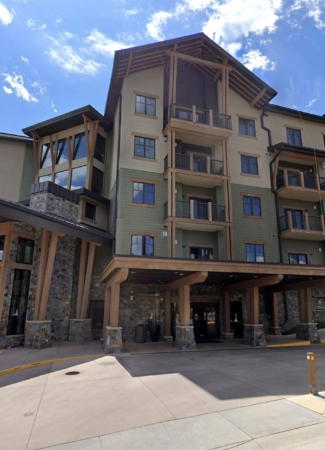 Aloha Ski & Snowboard Rentals Wyndham Location
